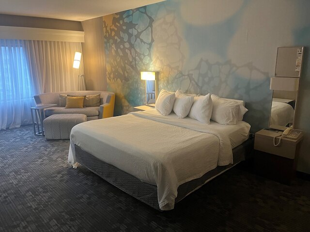 コートヤード バイ マリオット エリー