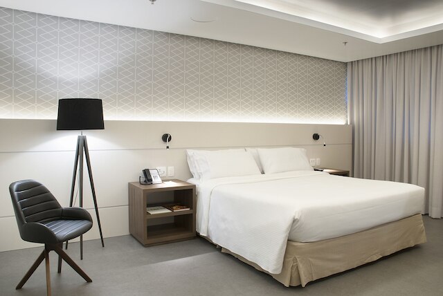 マスター ポルト アレグレ  ホテル - AV カルロス ゴメズ プロキシモ コンスラド アメリカーノ