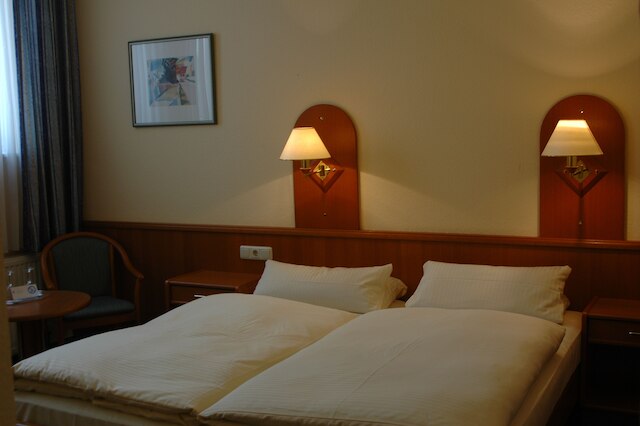 ホテル ツム ベーレン