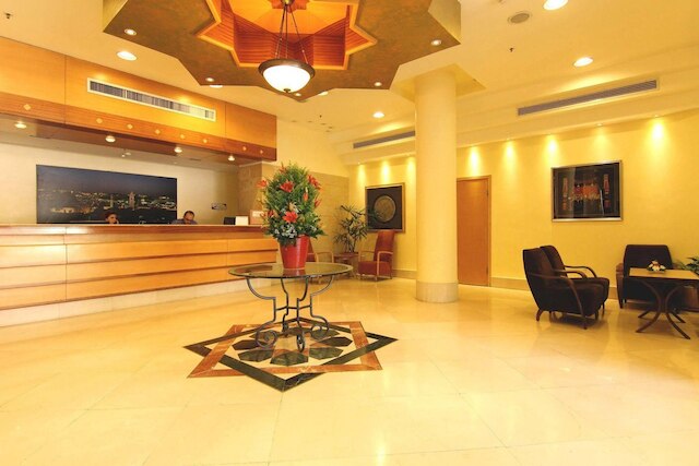 アンバサダー ホテル