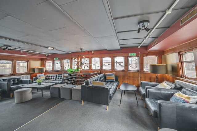 ライガーフィヨルド ホテル & ホステル