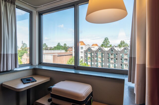 イビス アムステルダム センター ストープラ