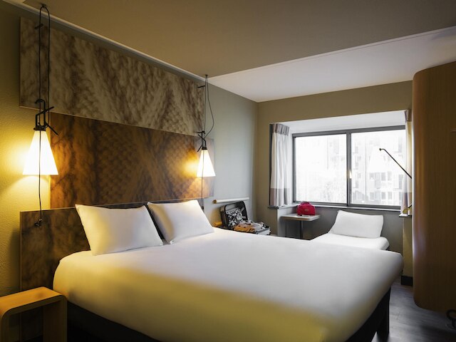 イビス アムステルダム センター ストープラ