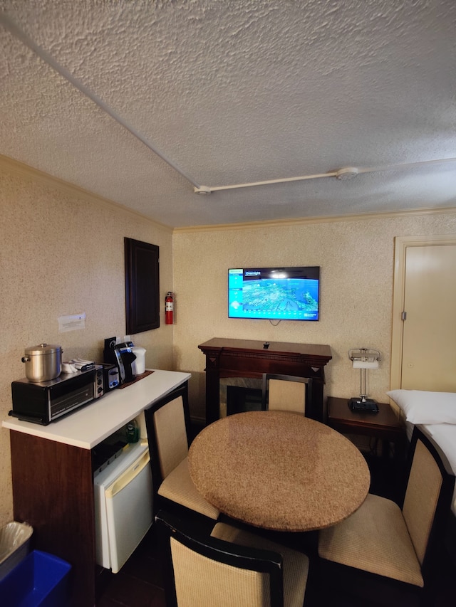 ディヴィヤ・スートラ・スイーツ オン ロブソン ダウンタウン バンクーバー