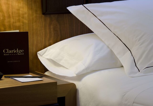 ホテル クラリッジ マドリッド