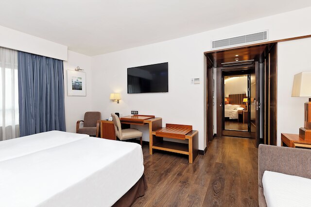 ホテル クラリッジ マドリッド