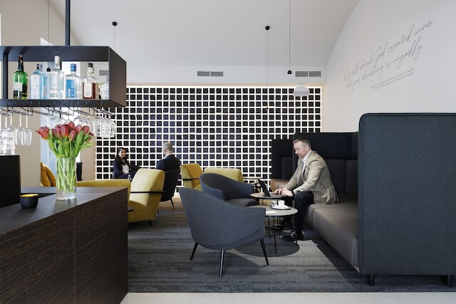 スリー クラウンズ ホテル プラハ