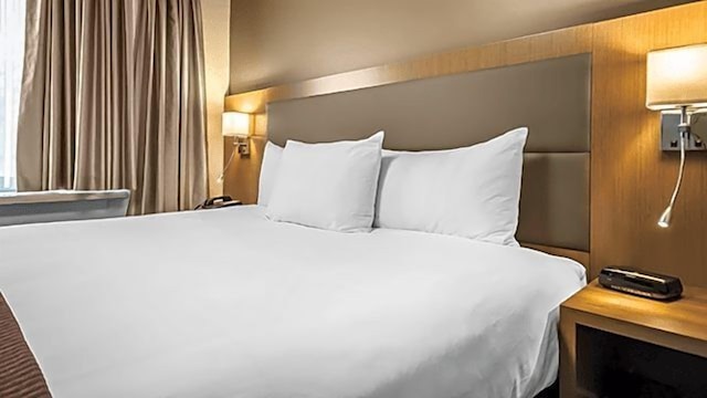 ベストウェスタン プラス バンクーバー エアポート ホテル