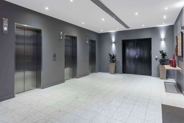 オークス シドニー ゴールズブロウ スイーツ