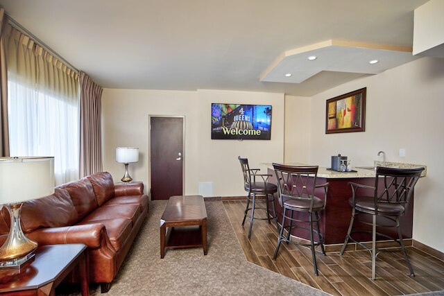 フォー クイーンズ ホテル アンド カジノ