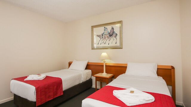 ザ サミット アパートメンツ