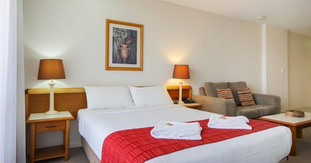 ザ サミット アパートメンツ