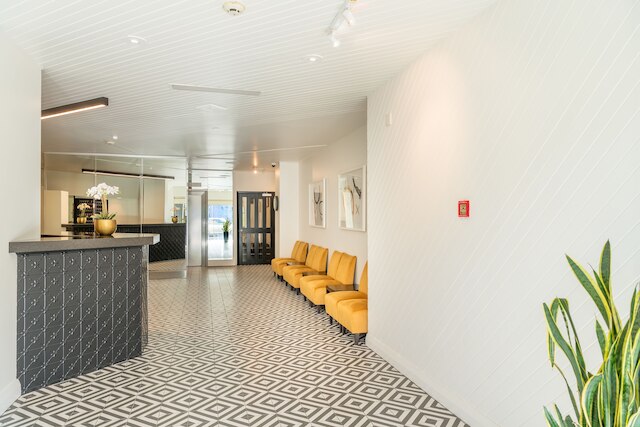 ベイ プラザ ホテル