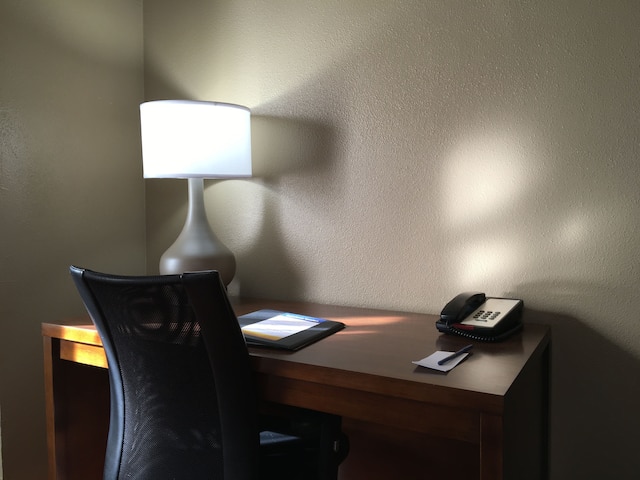 コンフォート イン & スイーツ ニア キノ スポーツ コンプレックス