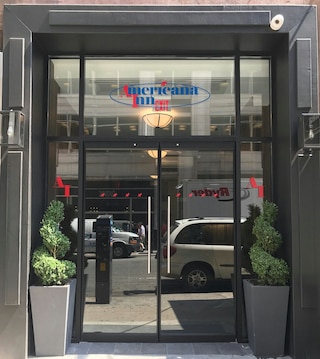 アメリカーナ イン