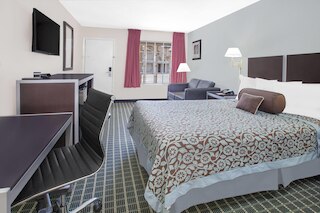 デイズ イン バイ ウィンダム マーケット センター ダラスラブ フィールド