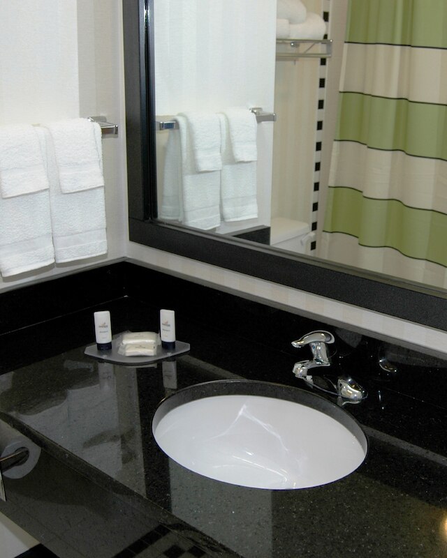 フェアフィールド イン & スイーツ バイ マリオット ナッシュビル アット オープリーランド