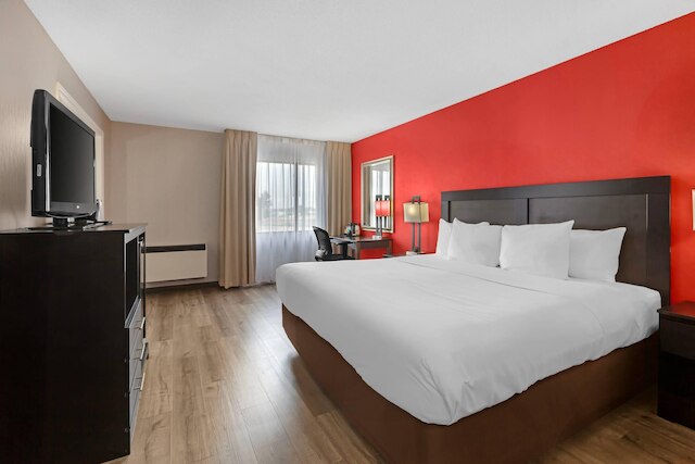 クオリティ イン & スイーツ - トロント ウェスト