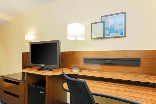 フェアフィールド・イン・アンド・スイート・バイ・マリオット・タンパ・ブランドン