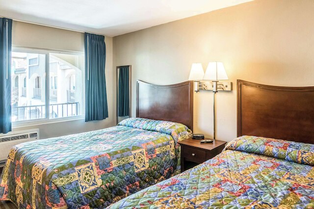 ロードウェイ イン レガロッジ