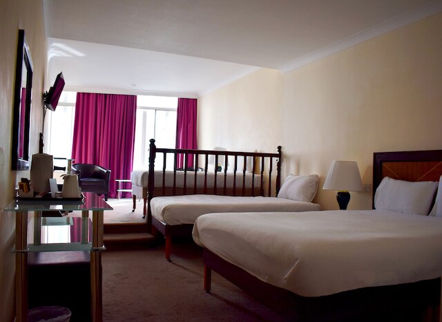 ブリタニア サッシャ ホテル