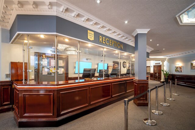 ブリタニア サッシャ ホテル