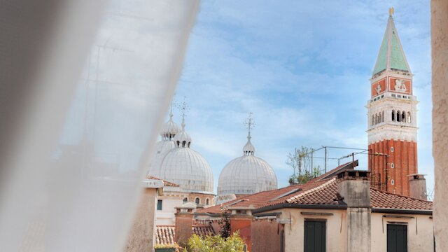 アッロアンジェロ アート ホテル