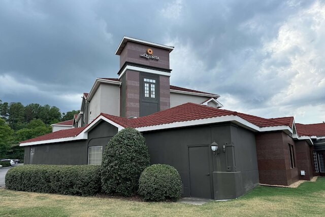 ラ キンタ イン & スイーツ バイ ウィンダム フルトンデール バーミンガム ホームウッド