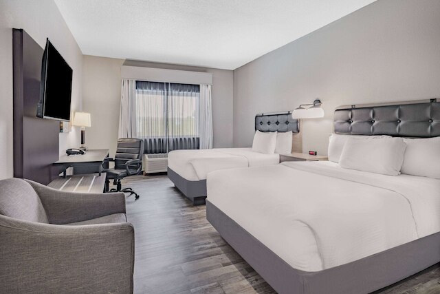 ラ キンタ イン & スイーツ バイ ウィンダム エバンズビル