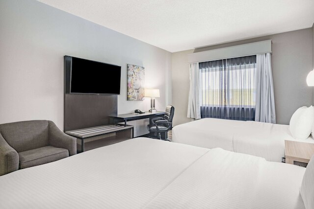 ラ キンタ イン & スイーツ バイ ウィンダム エバンズビル