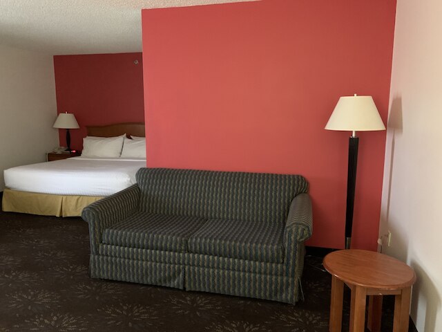 ラマダ バイ ウィンダム サンタフェ