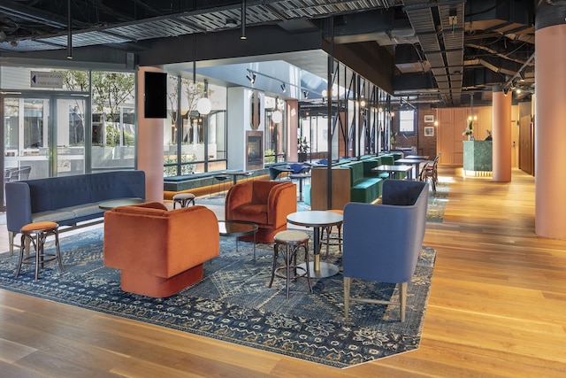 アモラ リバーウォーク メルボルン