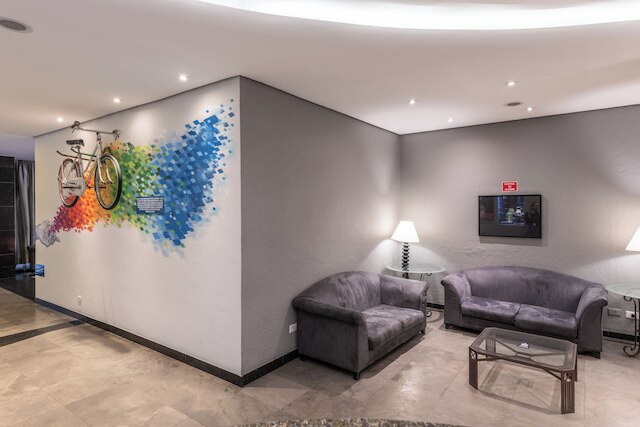 デルプラザ エクセルシオール サンパウロ - バイ モンレアル