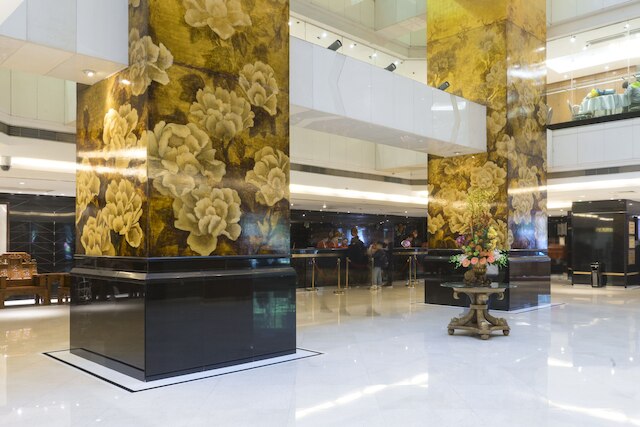 ホテル ランドマーク 広東 (華厦大酒店)