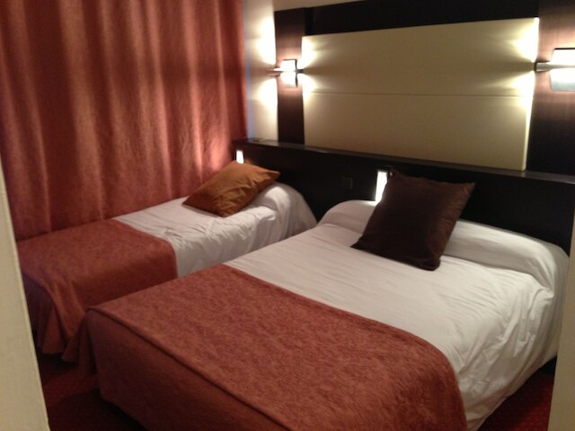 ジ オリジナルズ シティ、オテル ギャラクシー、ナイス アエロポルト