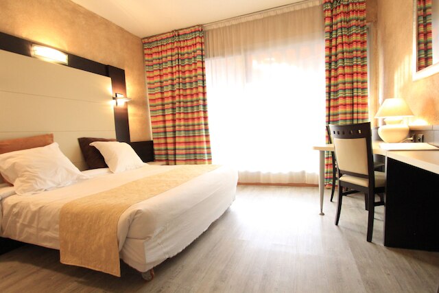 ジ オリジナルズ シティ、オテル ギャラクシー、ナイス アエロポルト