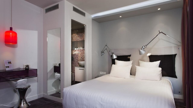 カラー デザイン ホテル