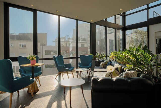 ホテル アトリウム バイ ハッピーカルチャー