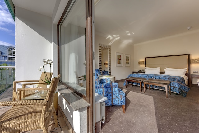 ベルンシュタインビラカスタニア