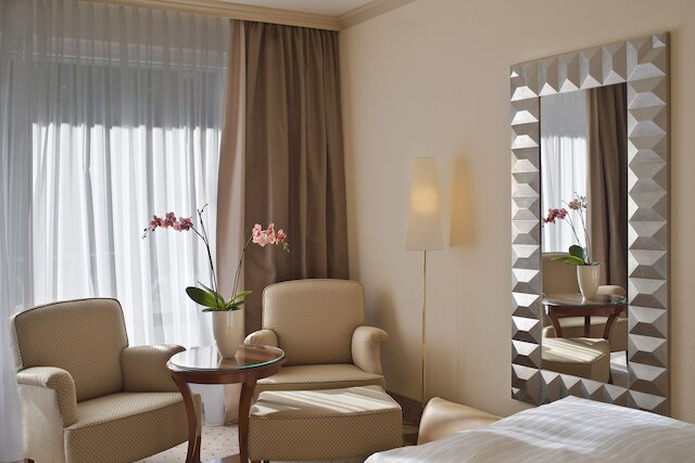 ベルンシュタインビラカスタニア