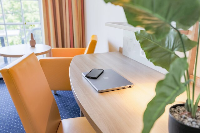 アコラ デュッセルドルフ リビング ザ シティ