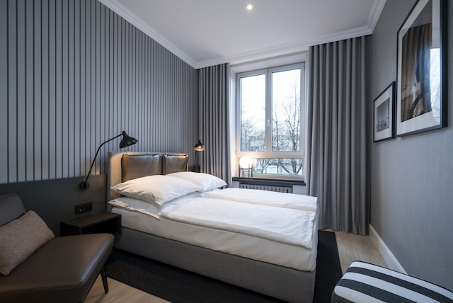 ホテル アルスター ホフ