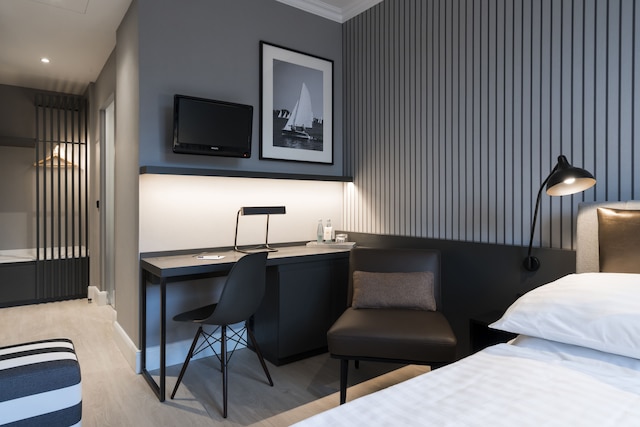 ホテル アルスター ホフ