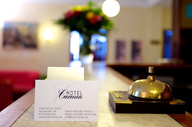 ホテル カルメン