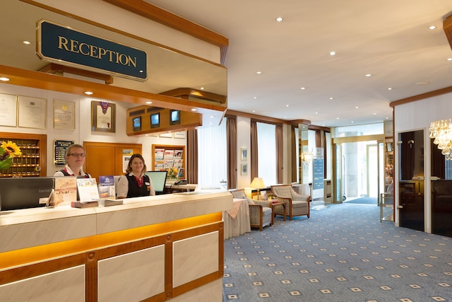 リングホテル ロウズ メルクール