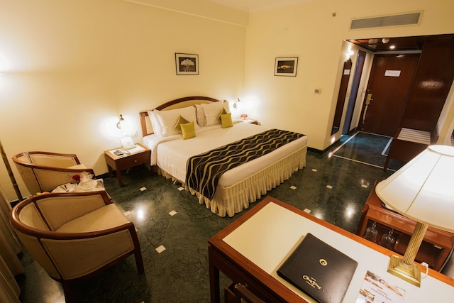 ホテル クラークス シラーズ