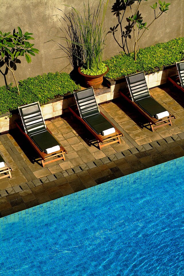 ホテル  サンティカ プレミル スマラン