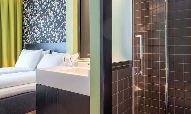 トーン ホテル ジデンローブ