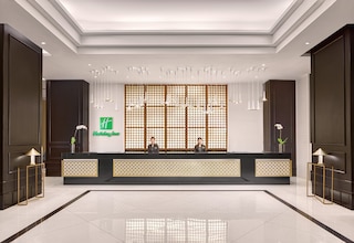 ホリデイ イン & スイーツ マニラ ガレリア by IHG