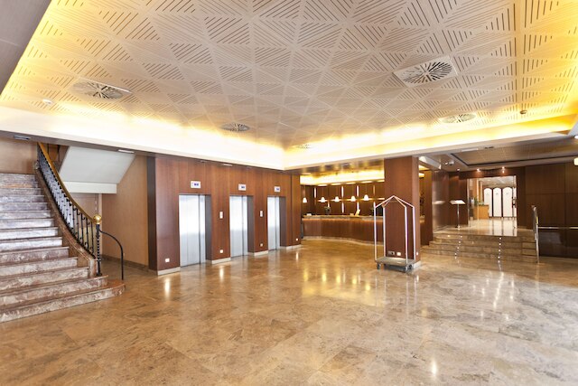 ホテル プラーガ